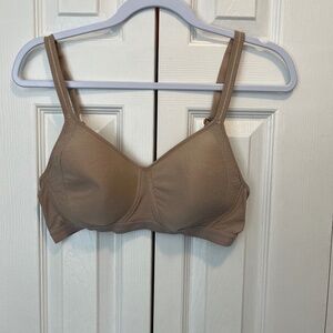 Haynes size L bra